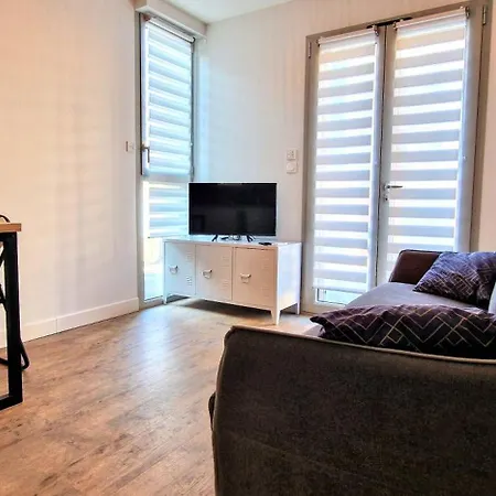 Apartman Unique Direct Commerces Parking Privee Clim Neuf Wifi *